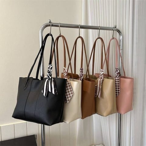 Women’s fashions shoulder Tote Bag.A384