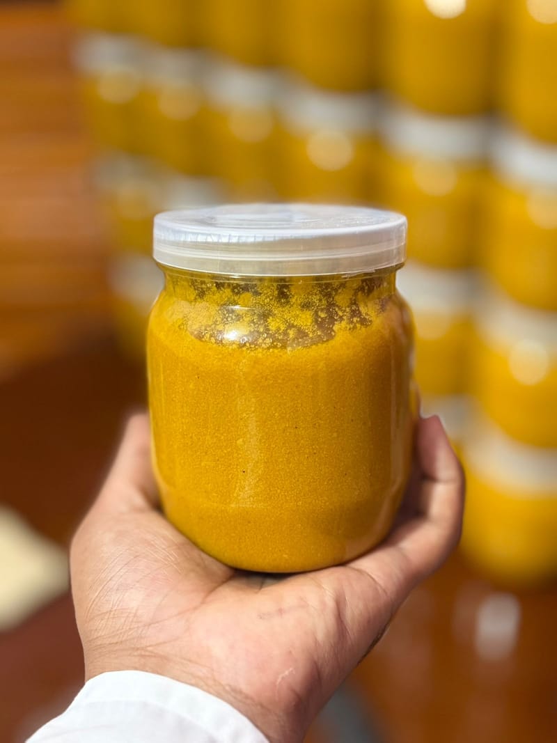পাবনার গাওয়া-ঘি।  ৫০০ গ্রাম