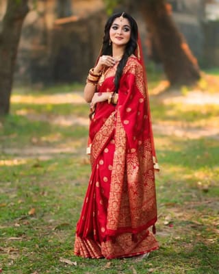 Japani Silk Skin Print Sharee with Blouse Piece 4