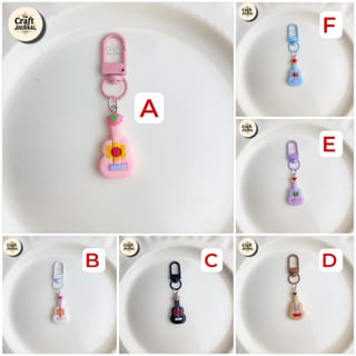 Mini Guitar Keychain 5