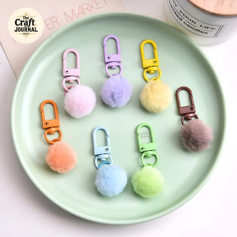 Pompom Keychain
