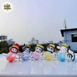 Kawaii Astronaut Keychain 4