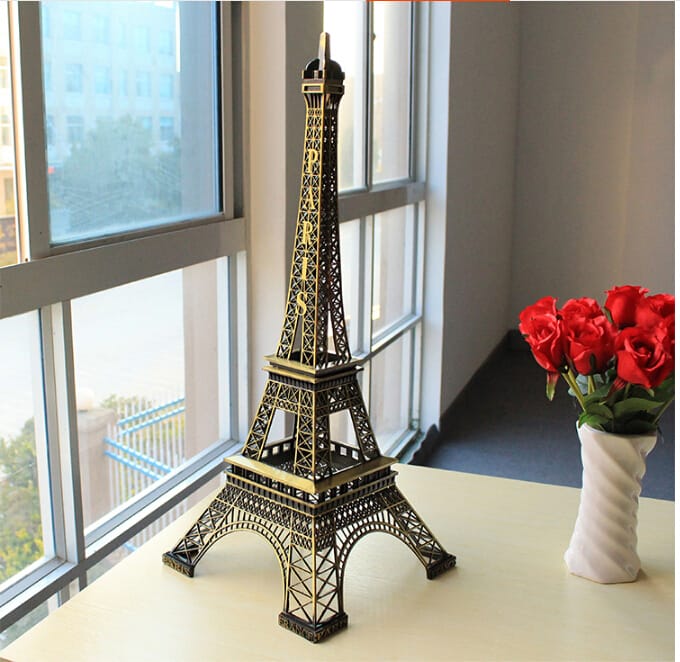 Eiffel Tower showpiece BD