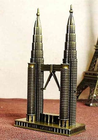 Metal Towin Towers. 2