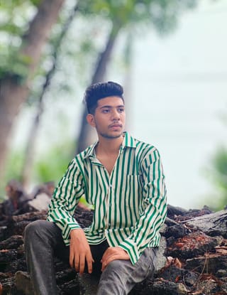 Men's White & Olive Green Vertical Striped Casual Shirt 2