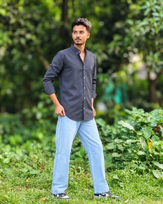 Amdoora Dark Grey Textured Casual Shirt 2