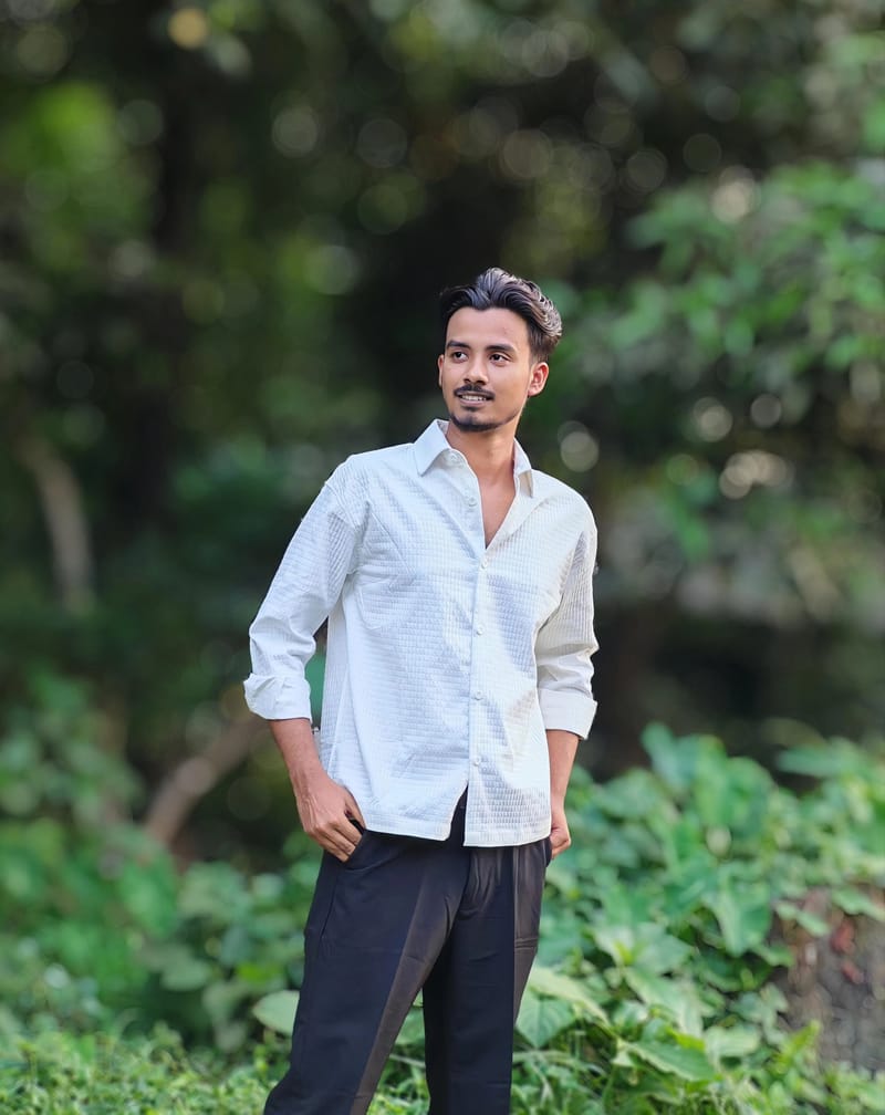 Amdoora White Textured Casual Boxyfit Shirt
