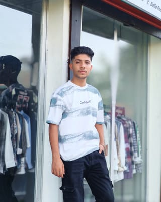Amdoora "Confident" Brush Stroke Striped White T-Shirt 1