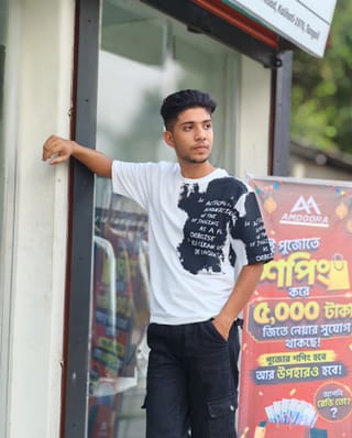  Amdoora Half-Splatter Typography White & Black T-Shirt    2