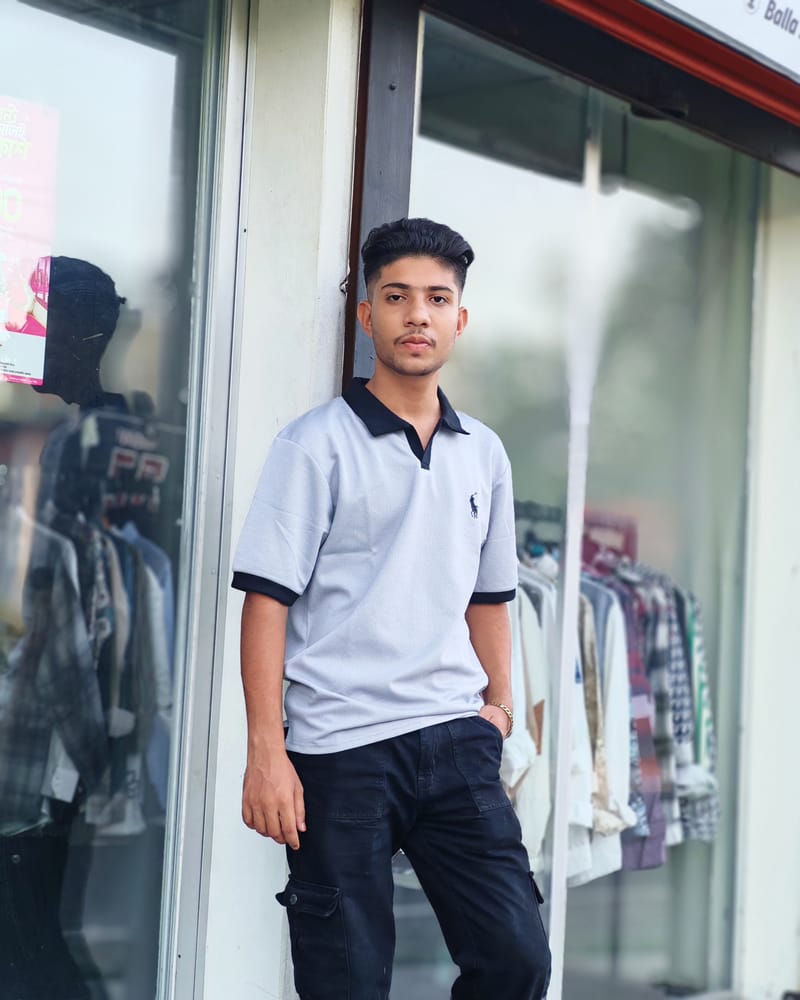 Amdoora Ash Grey Textured Polo Shirt