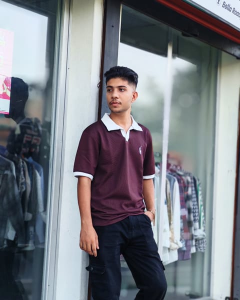 Amdoora Maroon Contrast Collar Polo Shirt