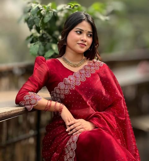 Georgette Sharee with Blouse Piece