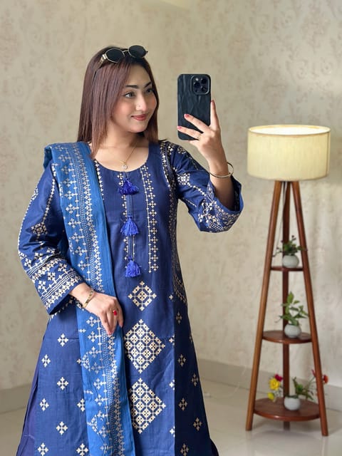 আরং কটন রেডিমেড থ্রি-পিস