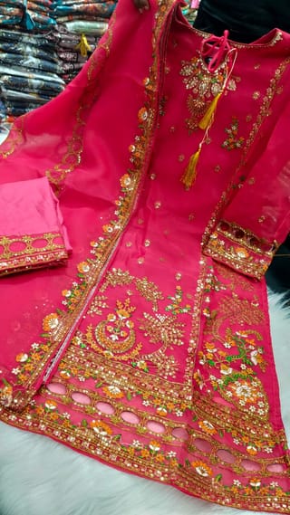 Pakistani Design Sada Bahar Tissue 4-Piece Embroidered Salwar Kameez Set 5