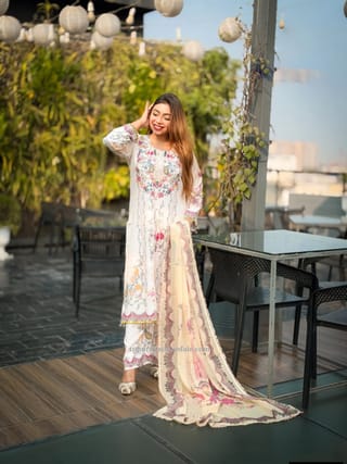 👗𝐃𝐢𝐠𝐢𝐭𝐚𝐥 𝐏𝐫𝐢𝐧𝐭𝐞𝐝 3 𝐏𝐢𝐞𝐜𝐞𝐬👗​𝐅𝐚𝐛𝐫𝐢𝐜 :  China Microstich *With Lase Work* Smooth (𝐊𝐚𝐦𝐢𝐣 + 𝐏𝐚𝐧𝐭 ) 3