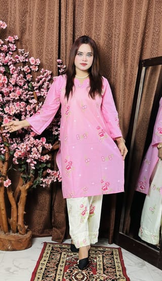 পোশাকের ধরন: ২-পিস কো-অর্ড সেট (Co-ord Set) 2