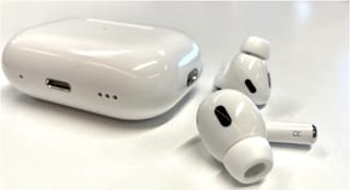 Apple AirPods Pro 2 (2nd Generation) Made In Dubai Master Copy 3