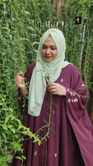 Premium Embroidery Short Cape Abaya peri winkle 4