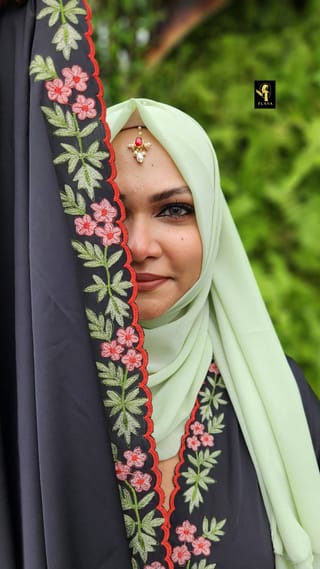 Premium Embroidery Short Cape Abaya (Black) 4