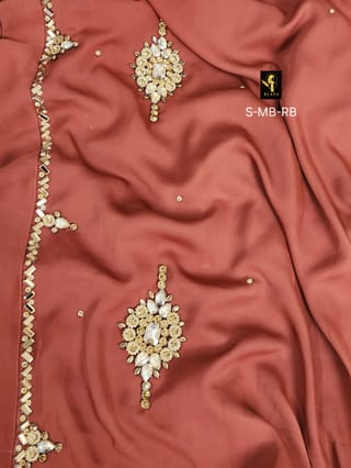 Malabis Short Cape Abaya (Brick) 5