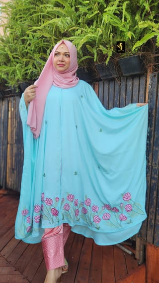 Premium Embroidery Short Cape Tulip Flower 2