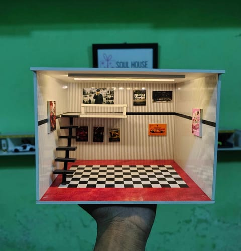 Diorama