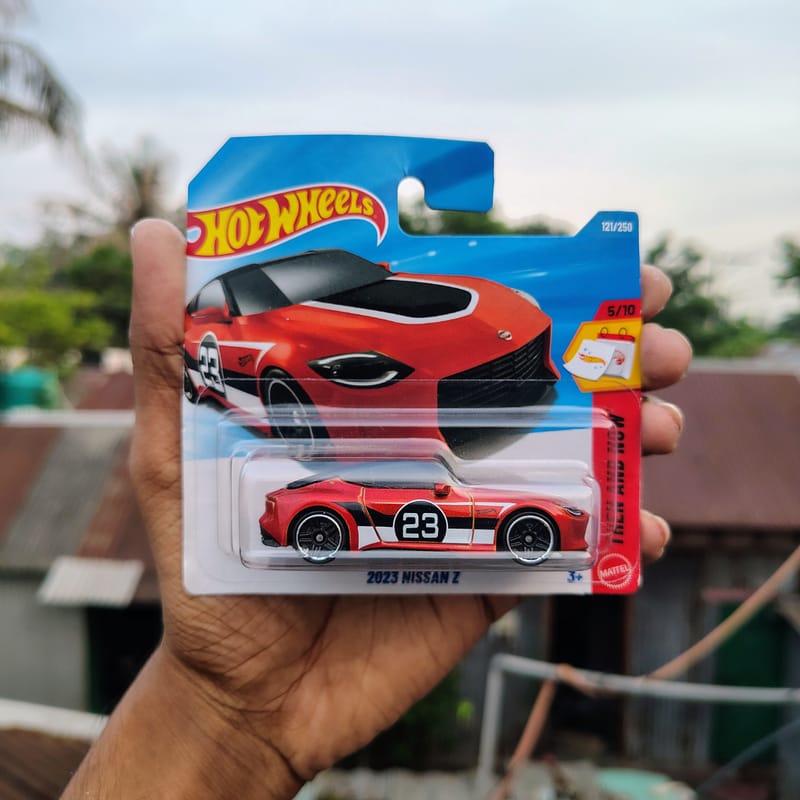 Hot Wheels 2026 2023 Nissan Z – Then and Now 5/10 | 1:64 Diecast