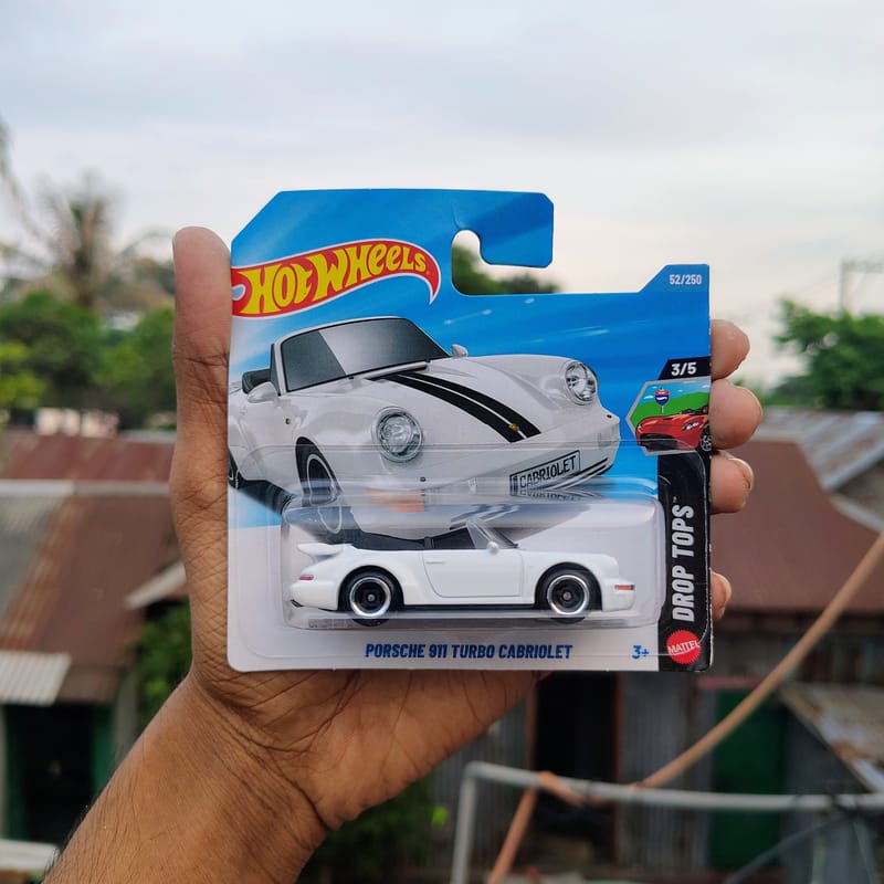 Hot Wheels Porsche 911 Turbo Cabriolet – Drop Tops 3/5 | 1:64 Diecast
