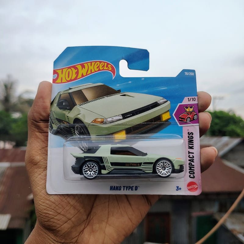 Hot Wheels Hako Type D – Compact Kings 1/10 | 1:64 Diecast