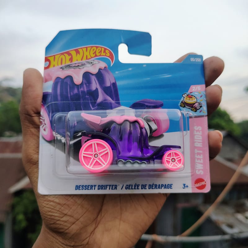 Hot Wheels Dessert Drifter – Sweet Rides | 1:64 Diecast
