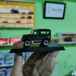 Land Rover Defender 90 Hot Wheels Chinese 1:64 Diecast Car | Black | Collectible Model 2