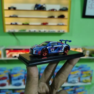 Car Culture Race Day Audi R8 LMS Chinese 1:64 Diecast Car | Collectible Model 2