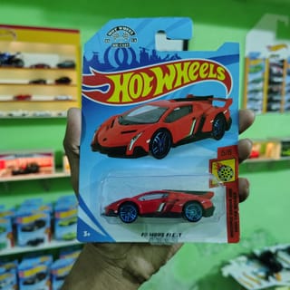 Lamborghini Veneno Hot Wheels Chinese 1:64 Diecast Car | Red | Collectible Model 3