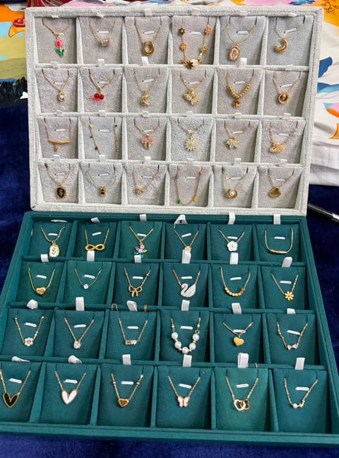 Pendants 