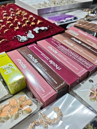 Rhode Lip Gloss (A Grade) 3