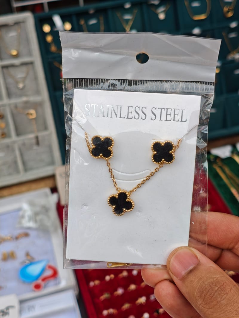 One Clove Set