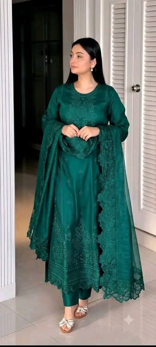 Embroidery Three Piece 1