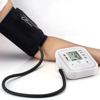 Digital Arm Blood Pressure & Pulse Monitor with Voice 2