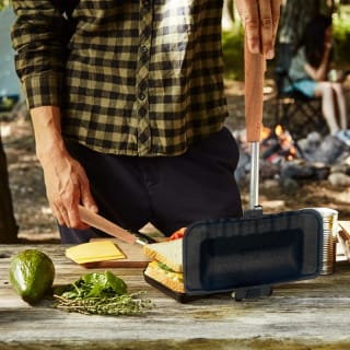 Premium Gas Stove Hot Sandwich Maker with Wooden Handle 2
