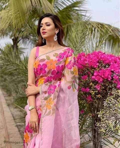 হাফসিল্ক শাড়ি – হ্যান্ডপ্রিন্ট তুলির কাজ