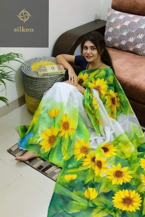 হাফসিল্ক শাড়ি – হ্যান্ডপ্রিন্ট তুলির কাজ