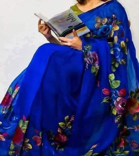 হাফসিল্ক শাড়ি – হ্যান্ডপ্রিন্ট তুলির কাজ