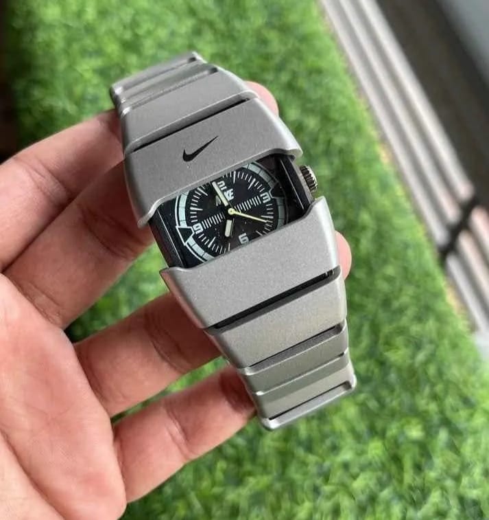 RC Nikee Chain Watch