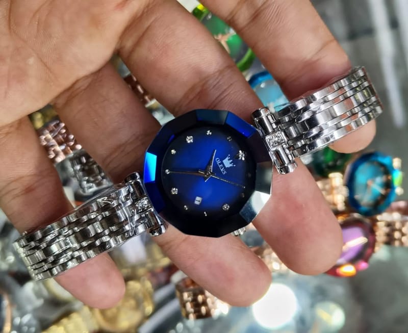 ❤️Women Watch❤️