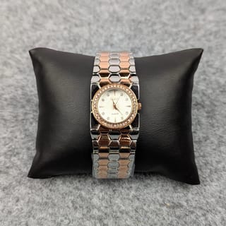 Elegant Golden Ladies Quartz Watch with Crystal Bezel – Premium Bracelet Design 2