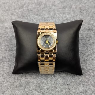 Elegant Golden Ladies Quartz Watch with Crystal Bezel – Premium Bracelet Design 2