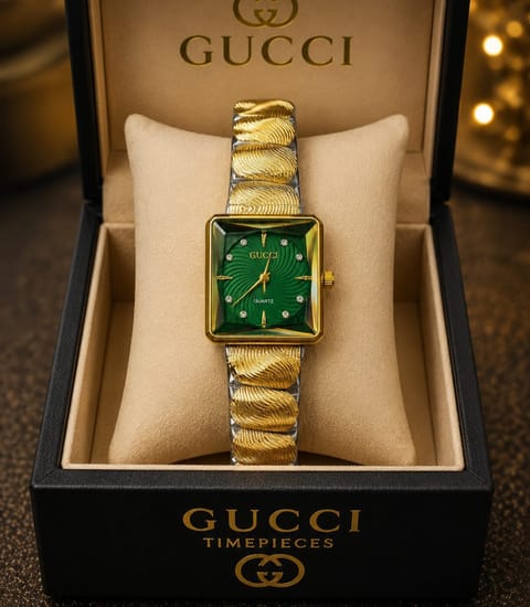 ✨ Luxury Woman— GUCCI Timepiece ✨