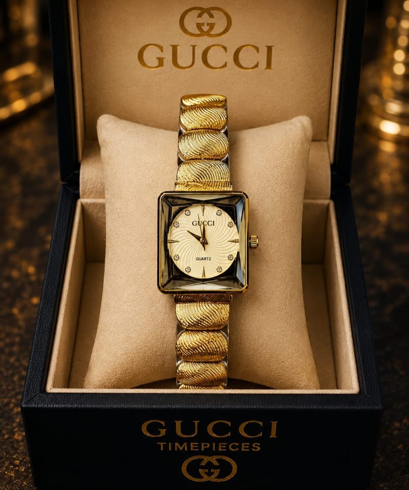 ✨ Luxury Woman— GUCCI Timepiece ✨