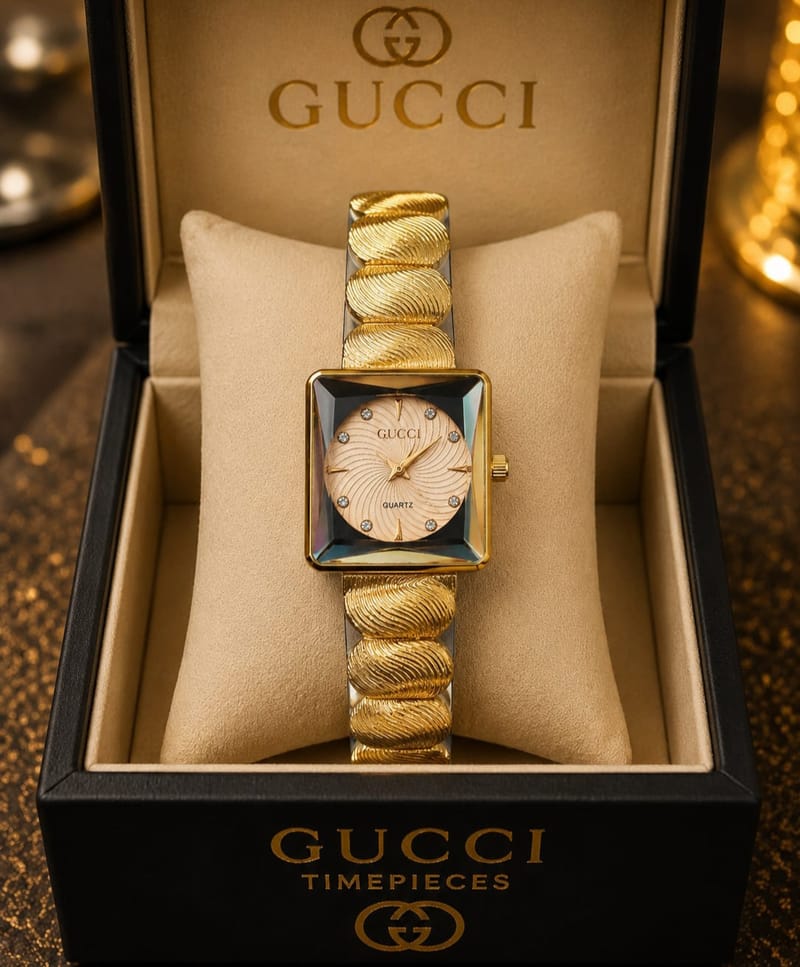 ✨ Luxury Woman— GUCCI Timepiece ✨
