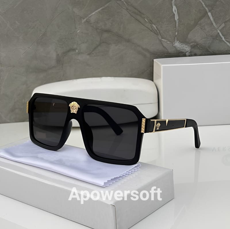 Square Fashion Sunglasses with A Lion Head Emblem